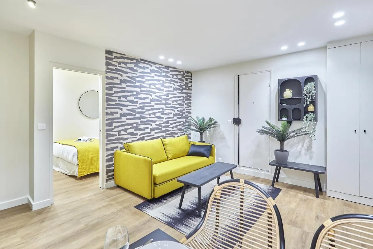 Sublim And New Apartment - Moulin Rouge contacts