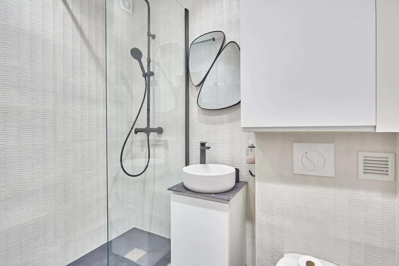 Sublim And New Apartment - Moulin Rouge Paris France